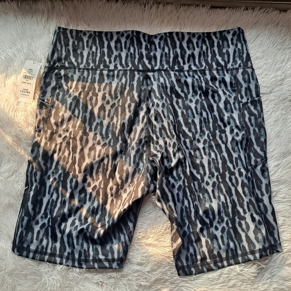 Legend Size 3XL Black Cheetah Print Bike Shorts NWT - Picture 5 of 7